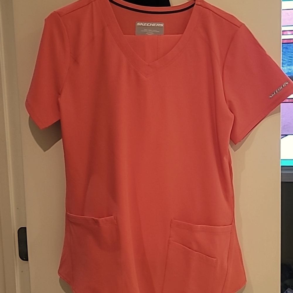 Scrub set